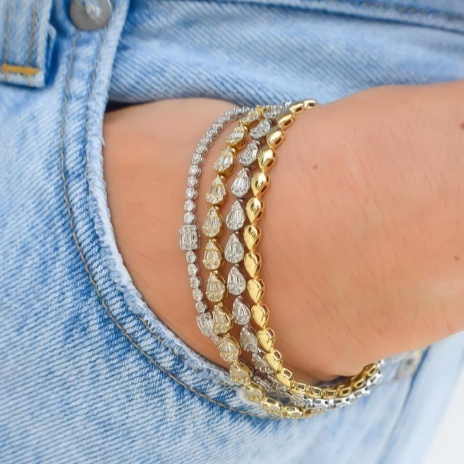 Gold Pear Chain Bracelet