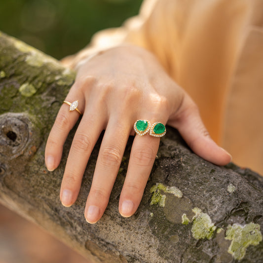 Heart & Drop Emerald Ring