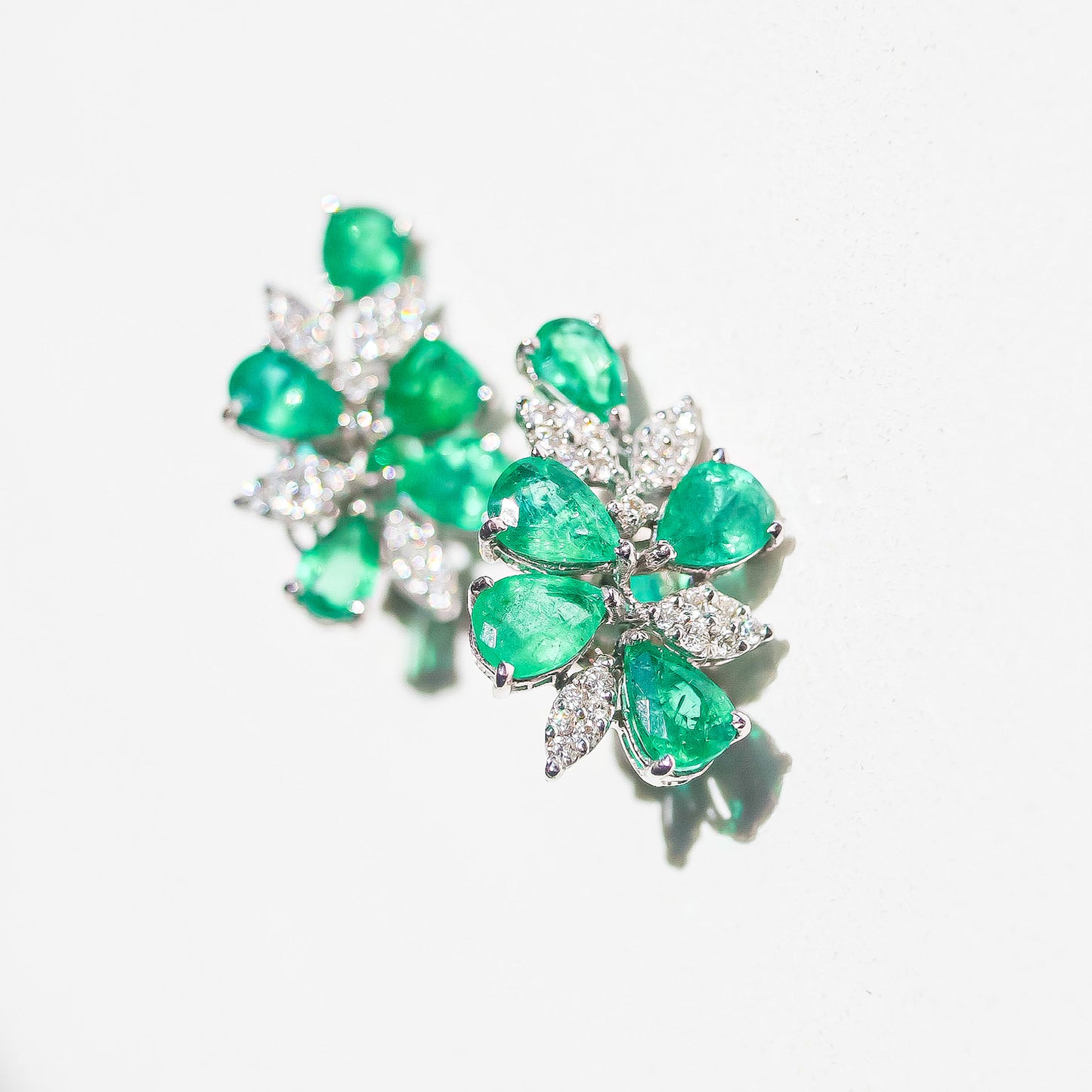 Leafs Studs Emerald Earrings